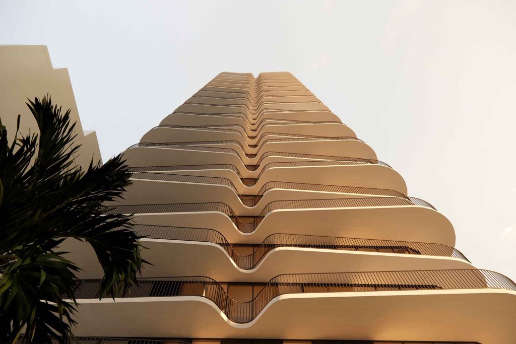 Brickell Starlite